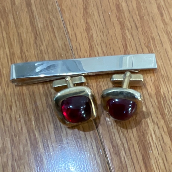Vintage French Cuff Links with Red Stones and Plain Tie Tack - Picture 1 of 2